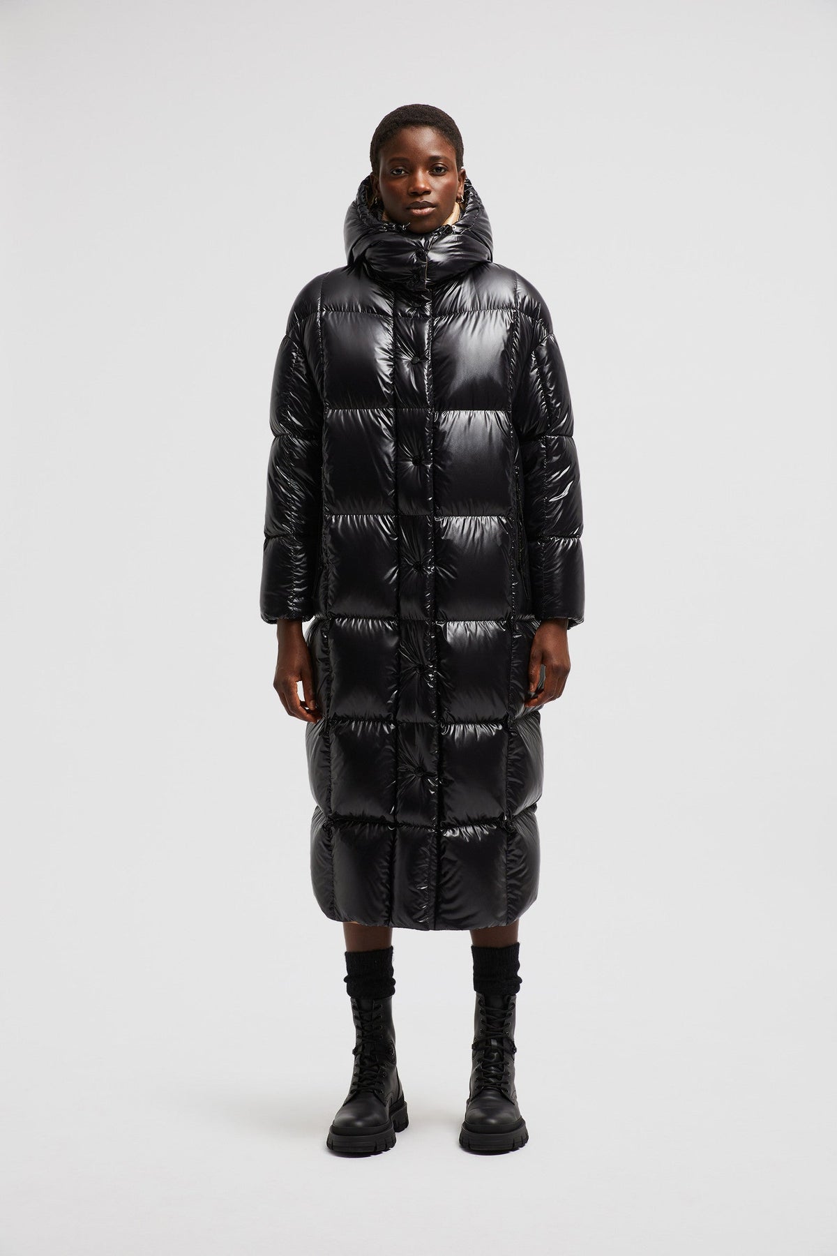 Parnaiba Long Down Jacket – the bold down coat features large grid quilting and a contrast color lining – LUX VERSE Luxury Designer Fashion Outlet