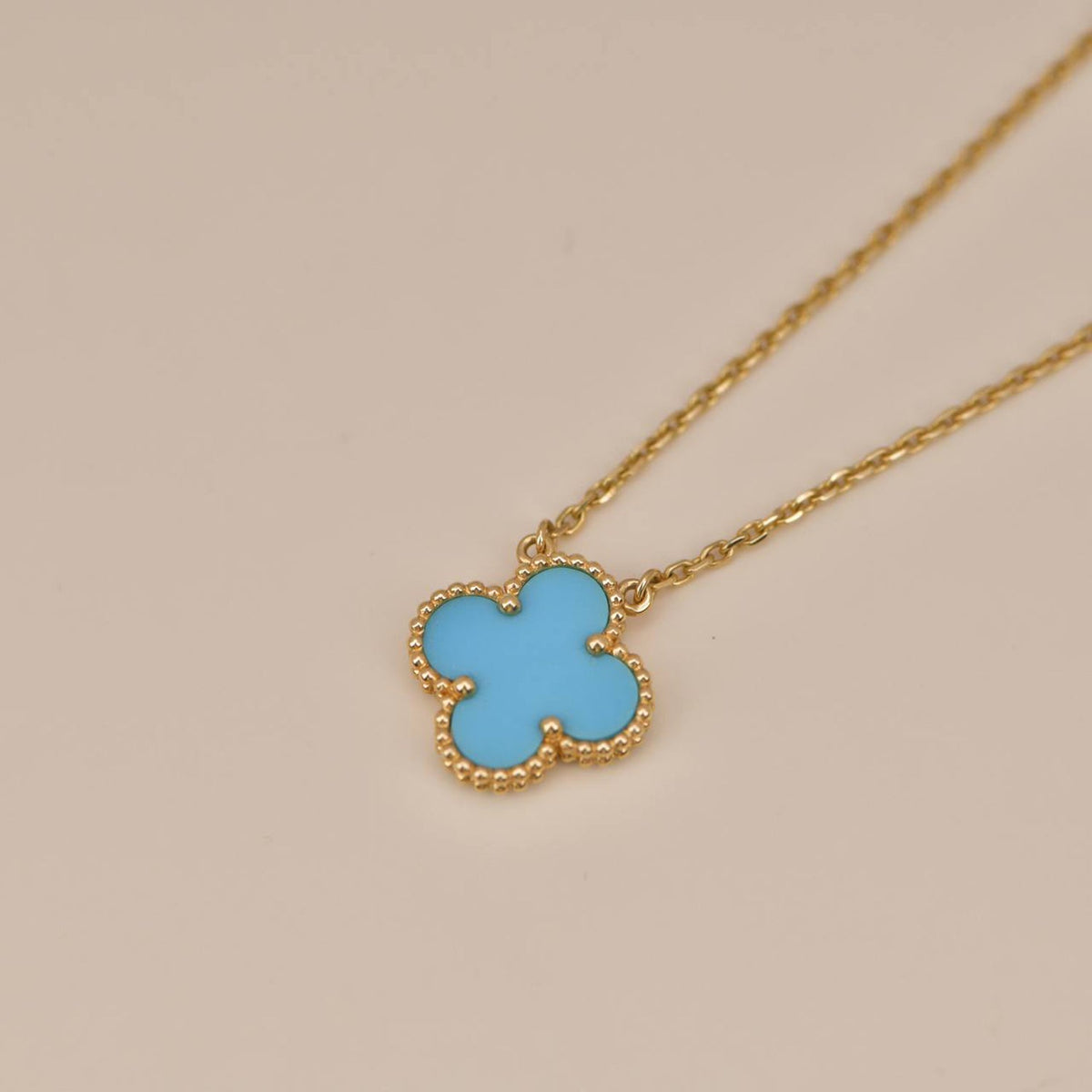 Clover 15mm Vintage Turquoise Necklace – LUX VERSE Luxury Designer Fashion Outlet