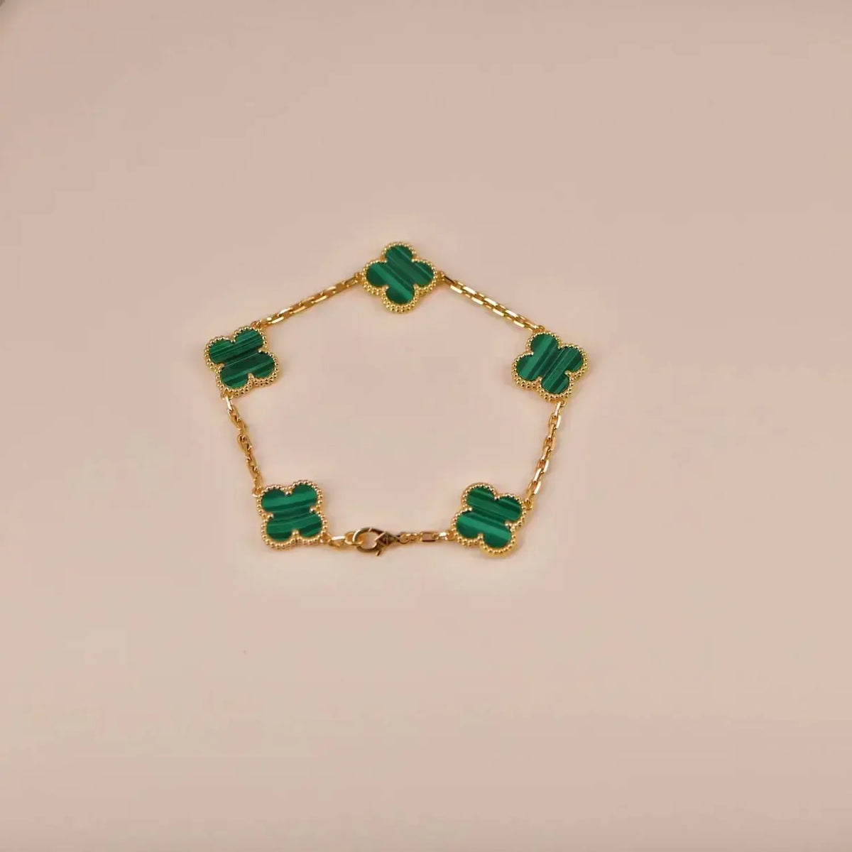 Clover 5 Motifs Malachite Bracelet – LUX VERSE Luxury Designer Fashion Outlet