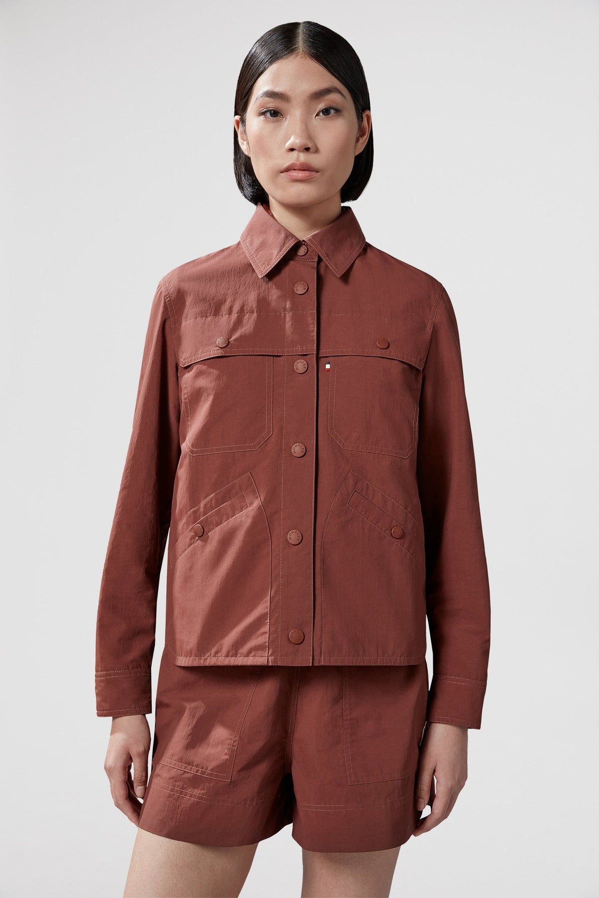 Pochet Outdoor Shirt Jacket – multi-functional: the practical puffer boasts pull-out gloves and is packable- – LUX VERSE Luxury Designer Fashion Outlet