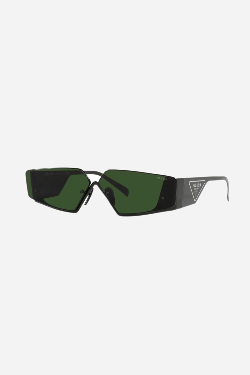 Flat top green sunglasses man Catwalk – sunglasses for women include a wide range of silhouettes and colors – LUX VERSE Luxury Designer Fashion Outlet