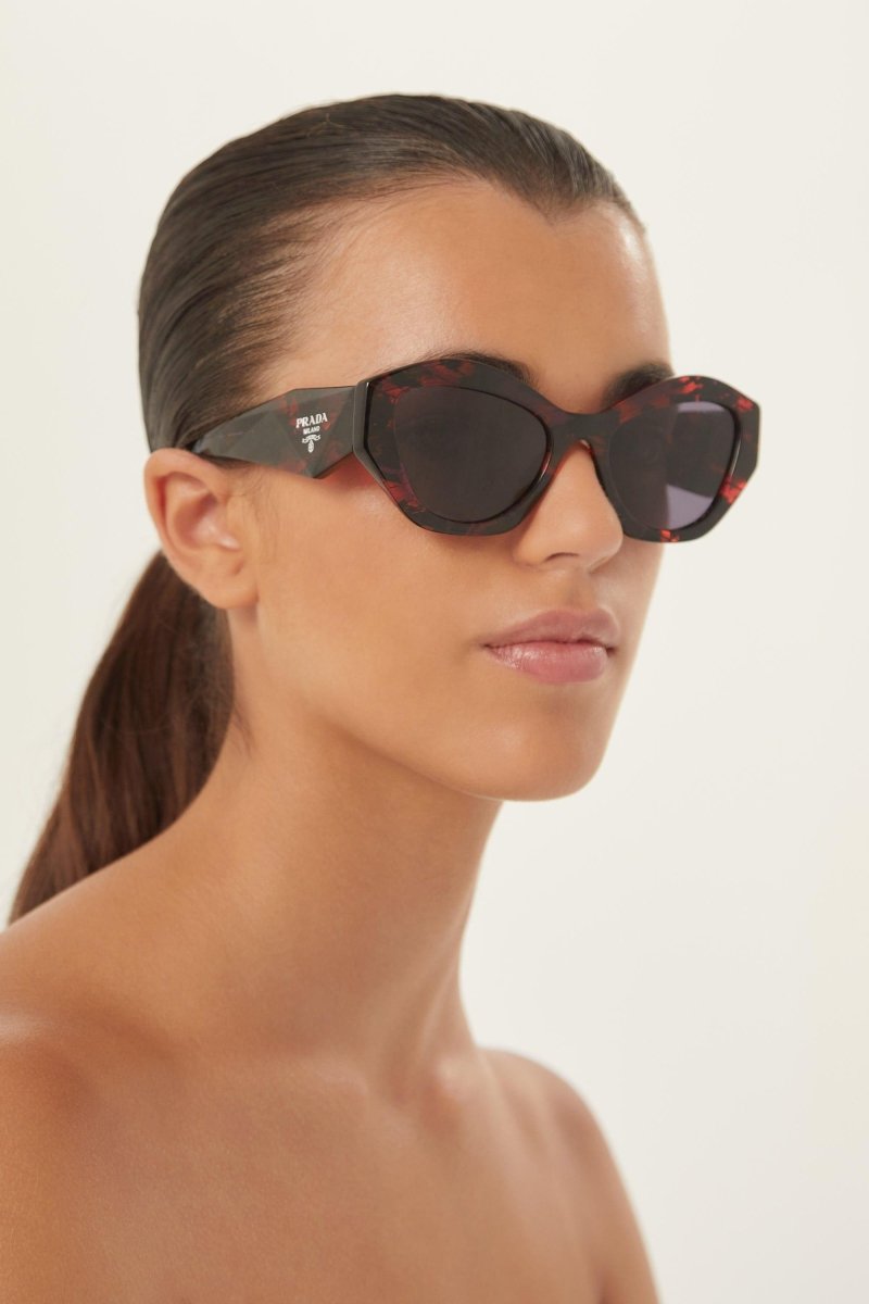 Havana and purple sunglasses – sunglasses for women include a wide range of silhouettes and colors – LUX VERSE Luxury Designer Fashion Outlet