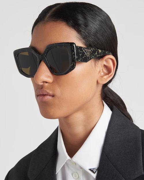 Symbole sunglasses – the oversized frame front with an irregular design features faceted rims and bold – LUX VERSE Luxury Designer Fashion Outlet