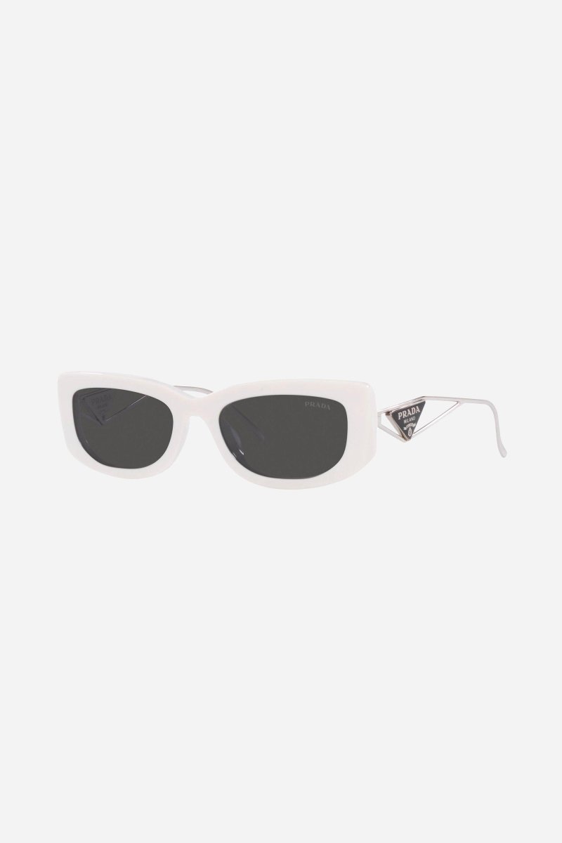 White micro sunglasses with metal temple – sunglasses for women include a wide range of silhouettes and colors – LUX VERSE Luxury Designer Fashion Outlet