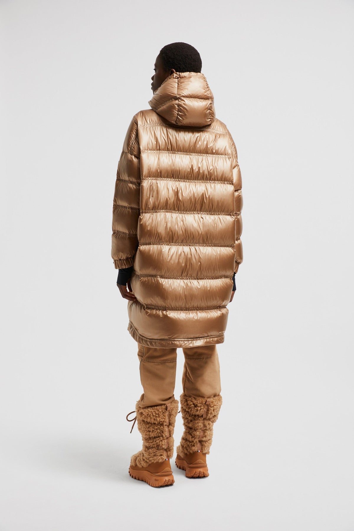 Rochelairs Long Down Jacket – unmistakably, the Dalles down jacket is characterized by classic boudin quilting – LUX VERSE Luxury Designer Fashion Outlet