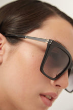 Squared cat eye black sunglasses – the style is characterized by a new temple design on which the YSL logo is placed – LUX VERSE Luxury Designer Fashion Outlet