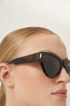 Super-bold cat-eye sunglasses – the logo is laser engraved on both temples – LUX VERSE Luxury Designer Fashion Outlet