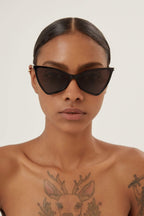 Thin acetate frame featuring Jerry shape – tHE STRONG AND ICONIC JERRY SHAPE INTERPRETED IN A LIGHTER AND MORE WEARABLE VERSION – LUX VERSE Luxury Designer Fashion Outlet