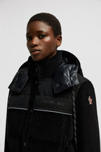 Spinas Short Down Jacket – multi-functional: the practical puffer boasts pull-out gloves and is packable- – LUX VERSE Luxury Designer Fashion Outlet