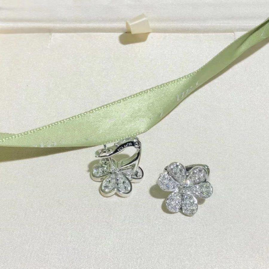 Frivole Flower Diamond Earrings Silver – LUX VERSE Luxury Designer Fashion Outlet
