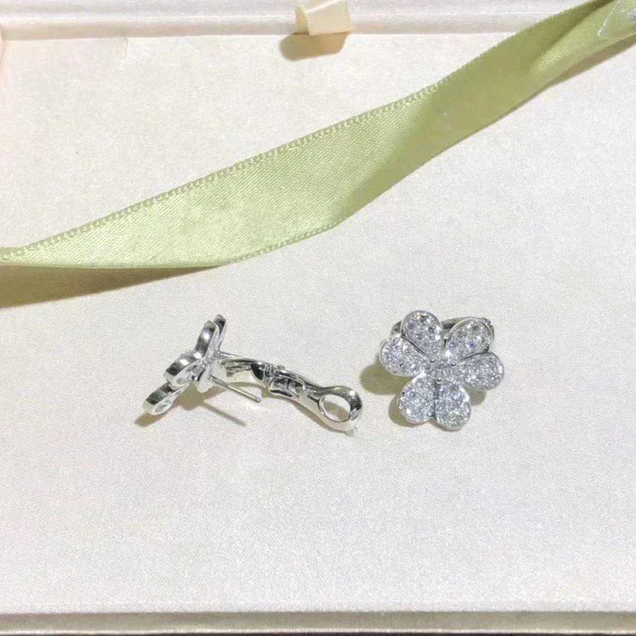 Frivole Flower Diamond Earrings Silver – LUX VERSE Luxury Designer Fashion Outlet