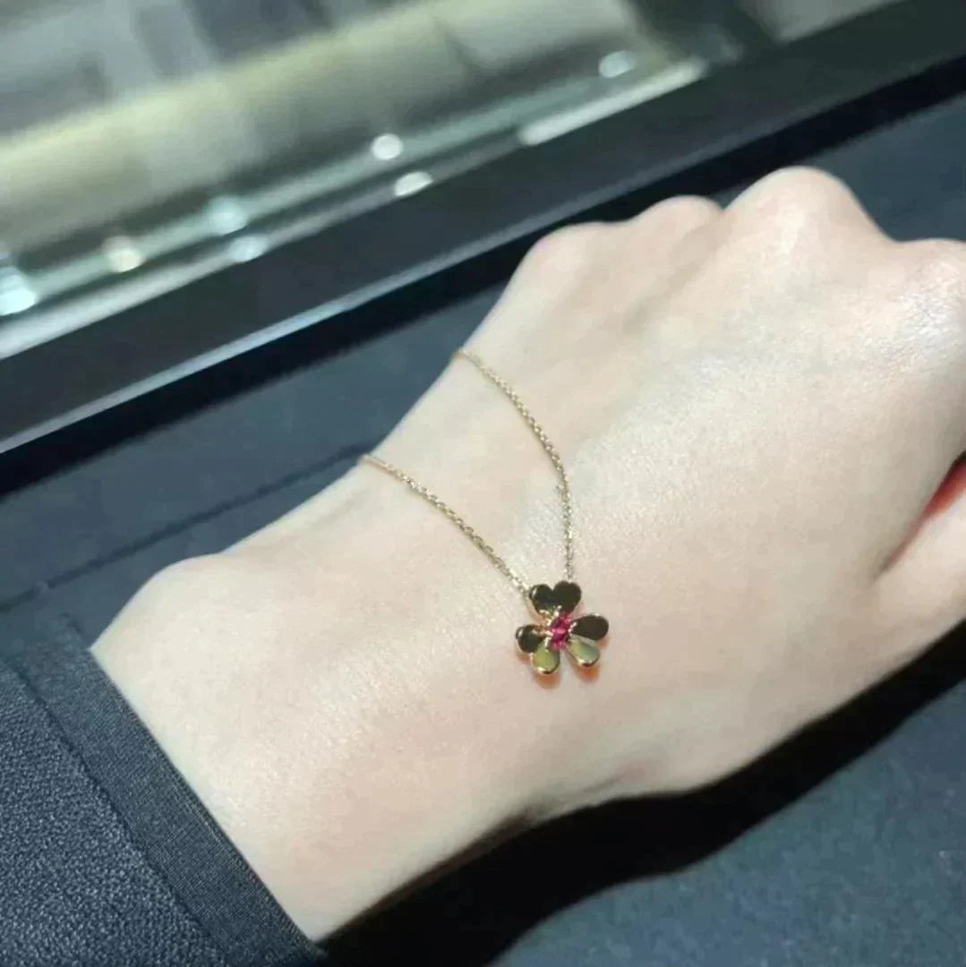 Frivole Gold Flower Necklace – LUX VERSE Luxury Designer Fashion Outlet