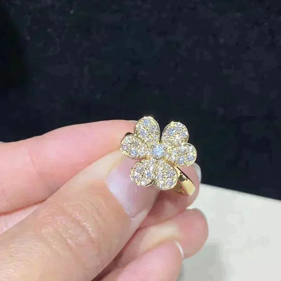 Frivole Gold Diamond Ring – LUX VERSE Luxury Designer Fashion Outlet