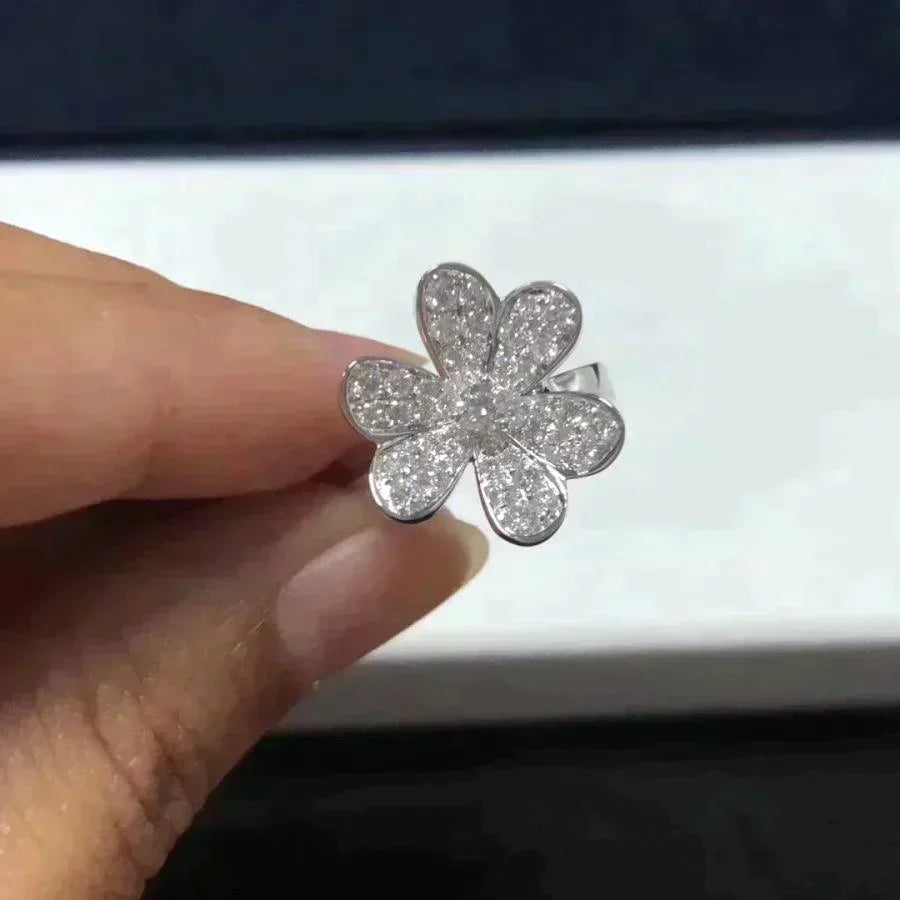 Frivole Silver Diamond Ring – LUX VERSE Luxury Designer Fashion Outlet