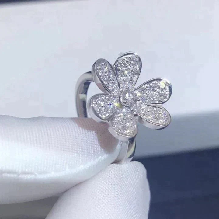 Frivole Silver Diamond Ring – LUX VERSE Luxury Designer Fashion Outlet
