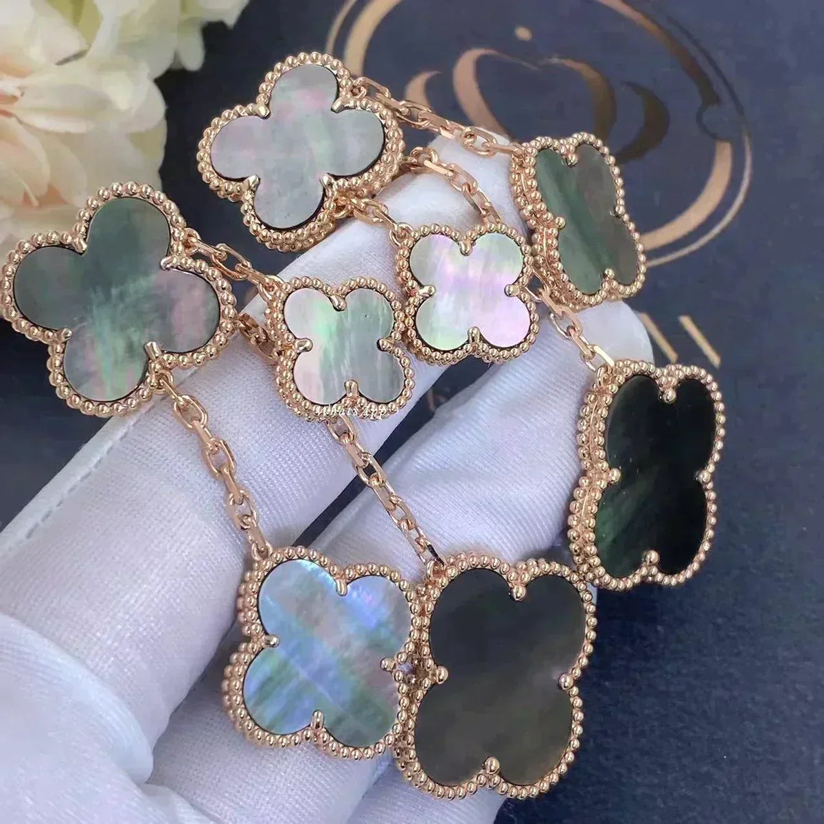 Clover 4 Motifs Dark Mop  Earrings – LUX VERSE Luxury Designer Fashion Outlet