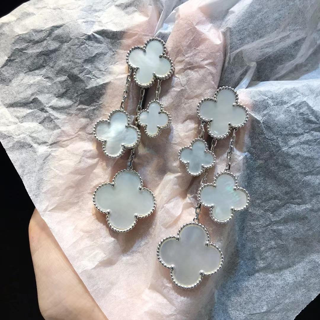 Clover  4 Motifs White Mop Earrings  Silver – LUX VERSE Luxury Designer Fashion Outlet