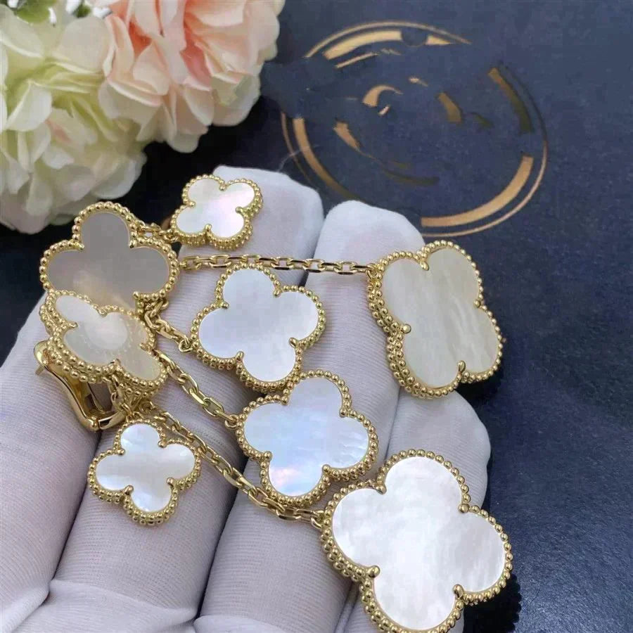 Clover 4 Motifs  White Mop Earrings – LUX VERSE Luxury Designer Fashion Outlet
