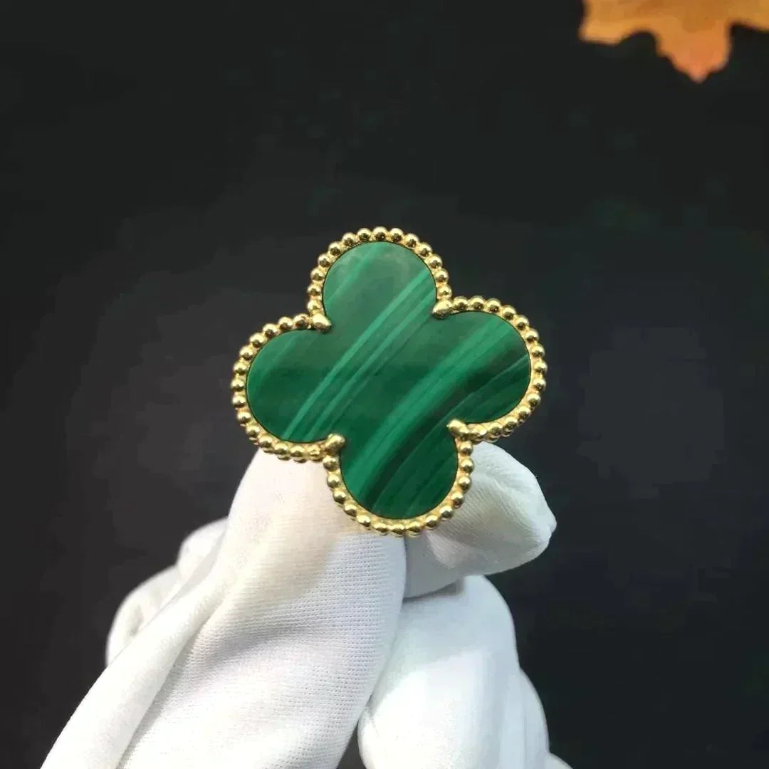 Clover Malachite Ring – LUX VERSE Luxury Designer Fashion Outlet
