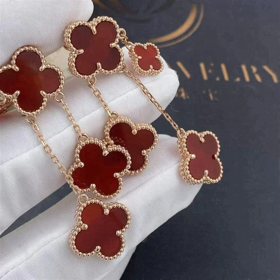 Clover 4 Motifs Carnelian Earrings – LUX VERSE Luxury Designer Fashion Outlet