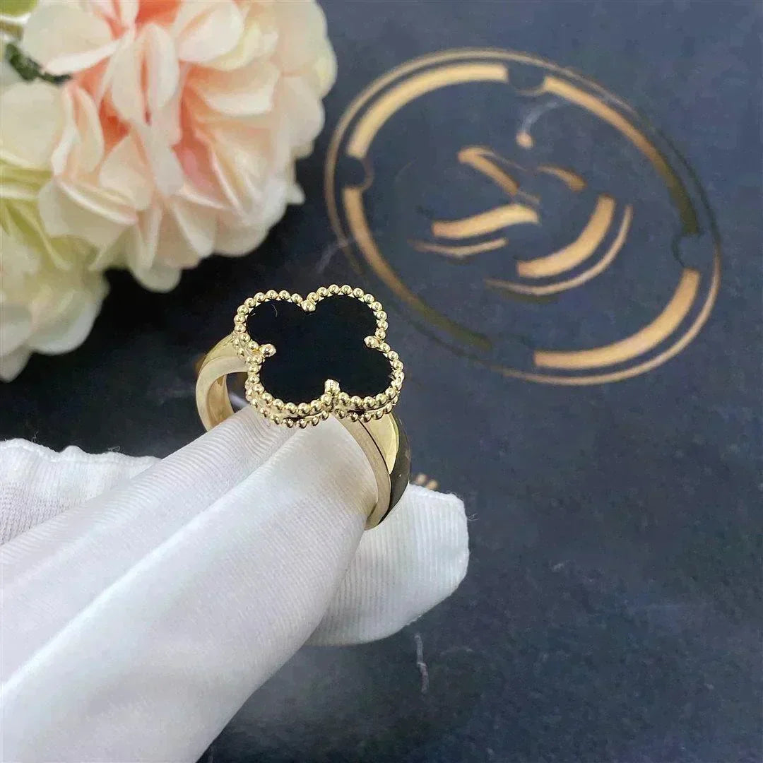 Clover Onyx Ring – LUX VERSE Luxury Designer Fashion Outlet