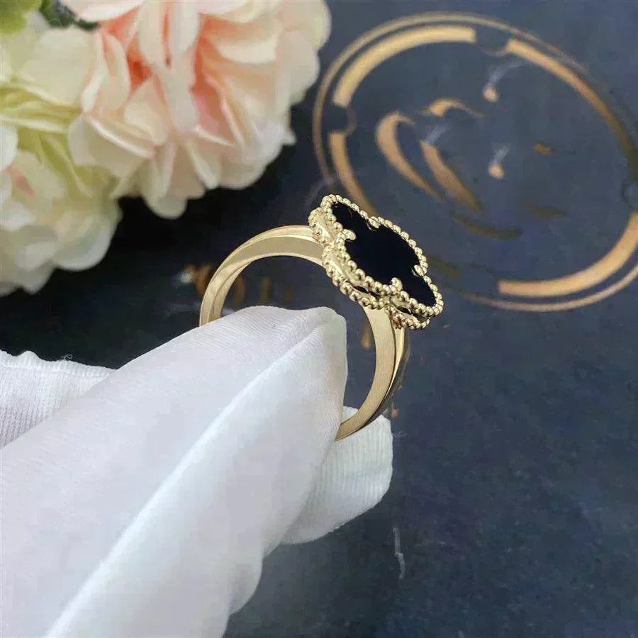 Clover Onyx Ring – LUX VERSE Luxury Designer Fashion Outlet