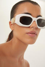 Biggie bold sunglasses in white with iconic jellyfish – is distinguished by its strength of character, innovative use of new, – LUX VERSE Luxury Designer Fashion Outlet