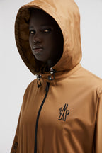 Vorassy Hooded Cape – unmistakably, the Dalles down jacket is characterized by classic boudin quilting – LUX VERSE Luxury Designer Fashion Outlet