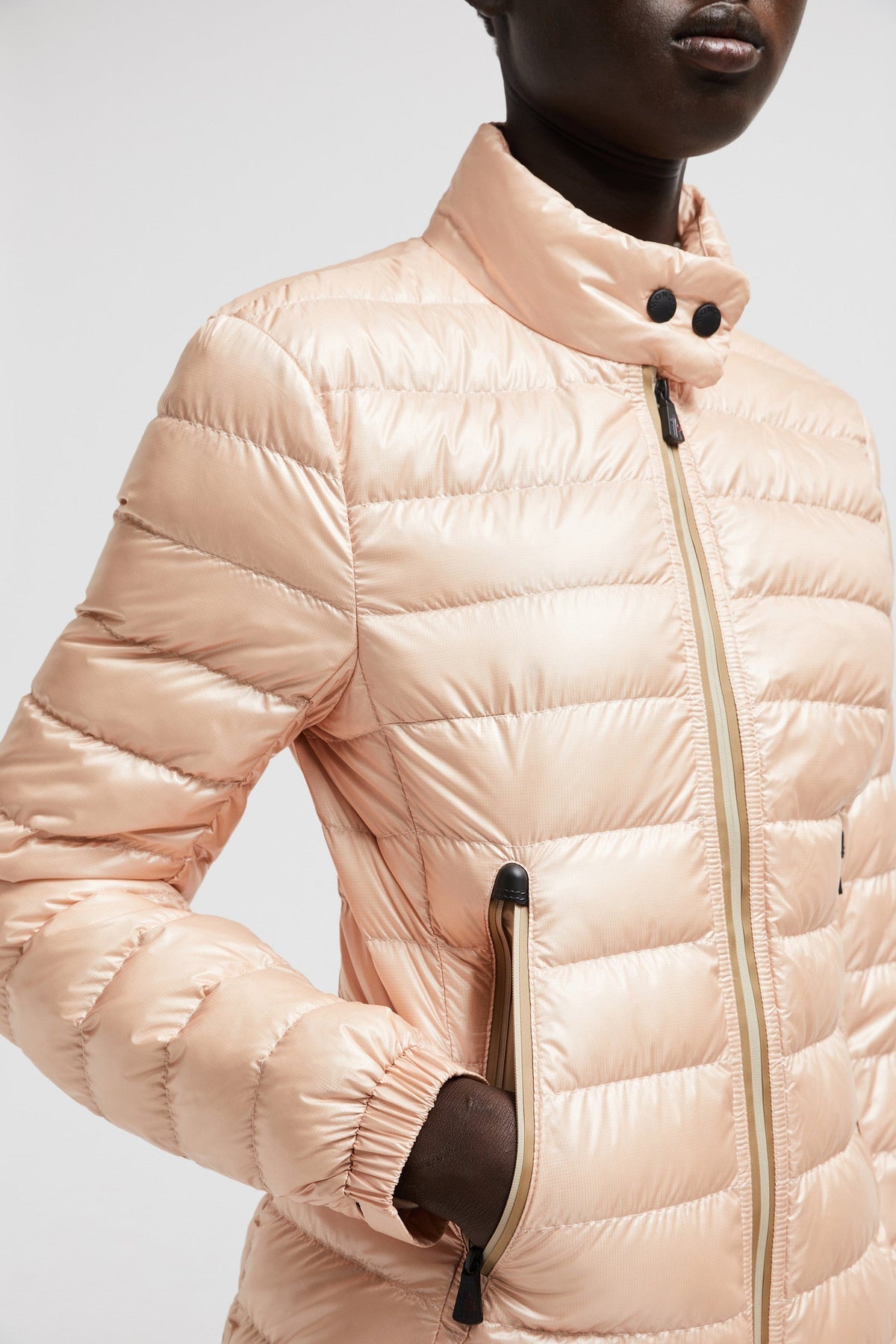 Walibi Short Down Jacket – born out of a deep research of lightweight materials and innovative constructions, – LUX VERSE Luxury Designer Fashion Outlet