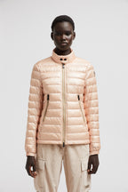 Walibi Short Down Jacket – multi-functional: the practical puffer boasts pull-out gloves and is packable- – LUX VERSE Luxury Designer Fashion Outlet