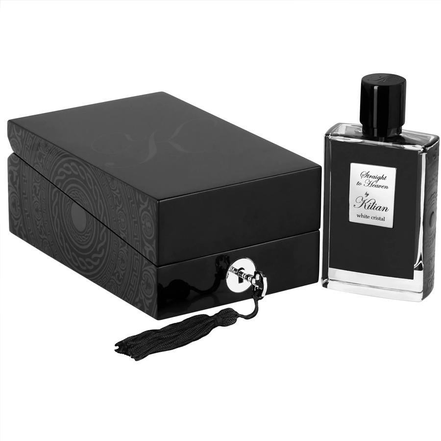 Straight To Heaven with Clutch 1.7 oz EDP for unisex – smoldering with addictive sensuality, a burning splash of rich dark rum defines the – LUX VERSE Luxury Designer Fashion Outlet